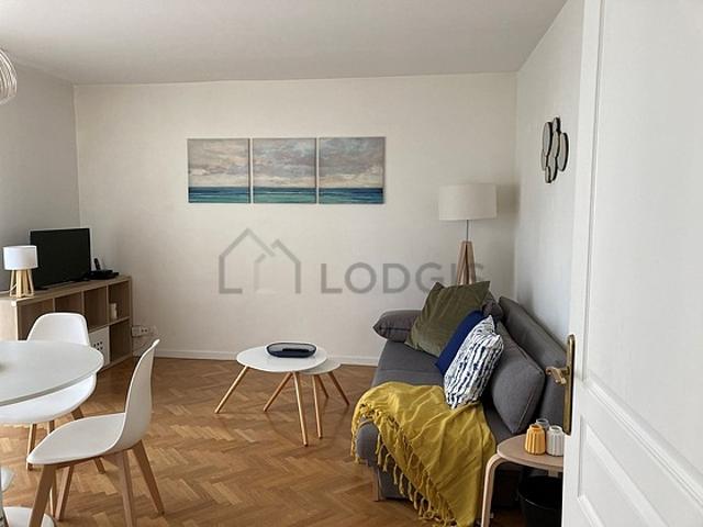 Appartement 1 chambre meublé avec ascenseur et place de parking en option Vanves 92170
