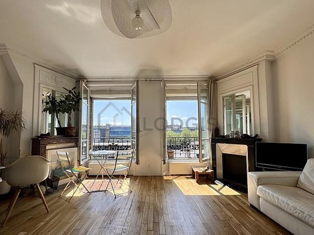 Appartement 1 chambre meublé avec ascenseur La Villette Paris 19°