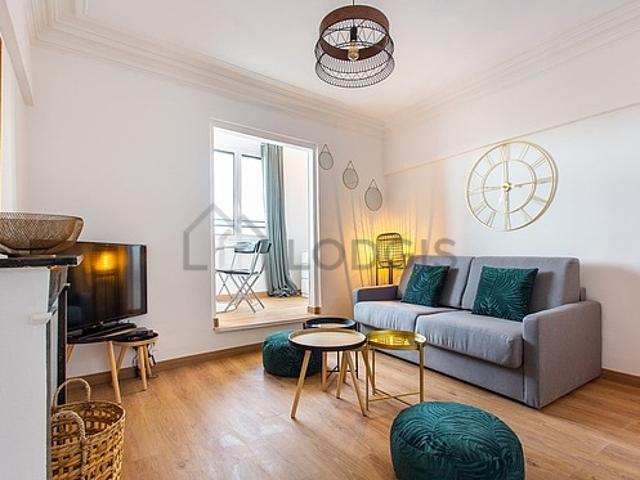Appartement 1 chambre meublé avec ascenseur République Paris 11°