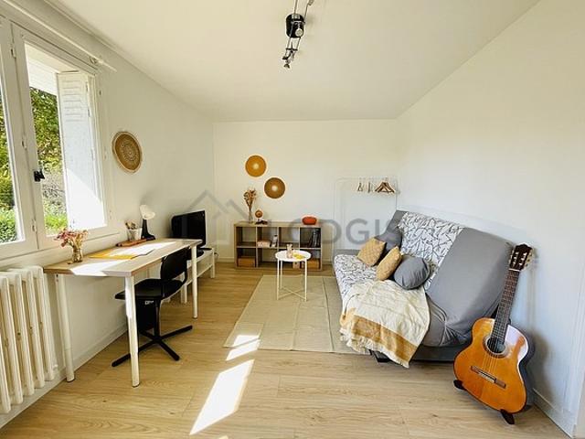 Appartement 1 chambre meublé avec garage et terrasse Viroflay 78220