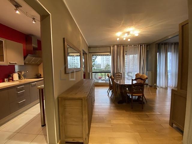 Appartement 1 chambre meublé avec piscine, garage et ascenseur Mérignac 33700