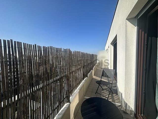 Appartement 1 chambre meublé avec terrasse, ascenseur et local à vélos Père Lachaise Paris 20°