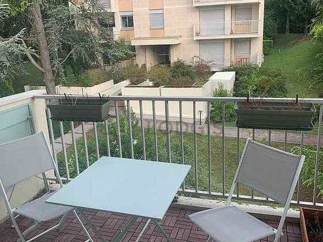 Appartement 1 chambre meublé avec terrasse, ascenseur et place de parking en option Meudon 92190