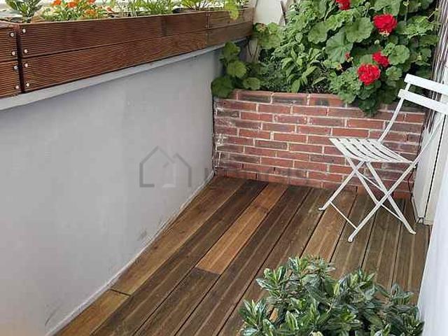 Appartement 1 chambre meublé avec terrasse, ascenseur et place de parking en option Sevre 92310