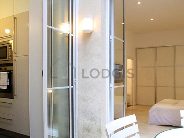 Appartement 1 chambre meublé avec terrasse Bordeaux 33000