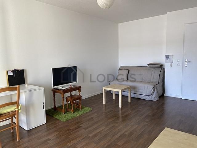 Appartement 1 chambre meublé avec terrasse et ascenseur Bordeaux 33300