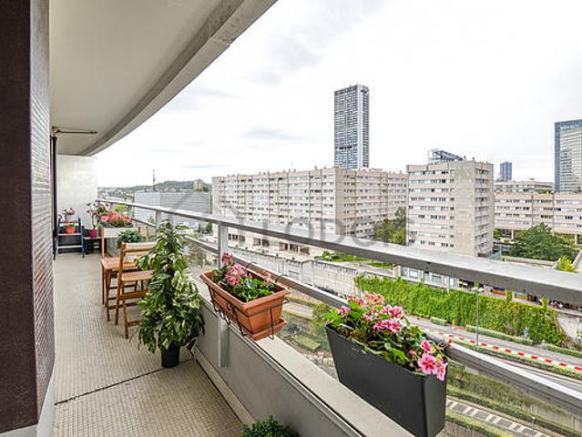 Appartement 1 chambre meublé avec terrasse et ascenseur Puteaux 92800