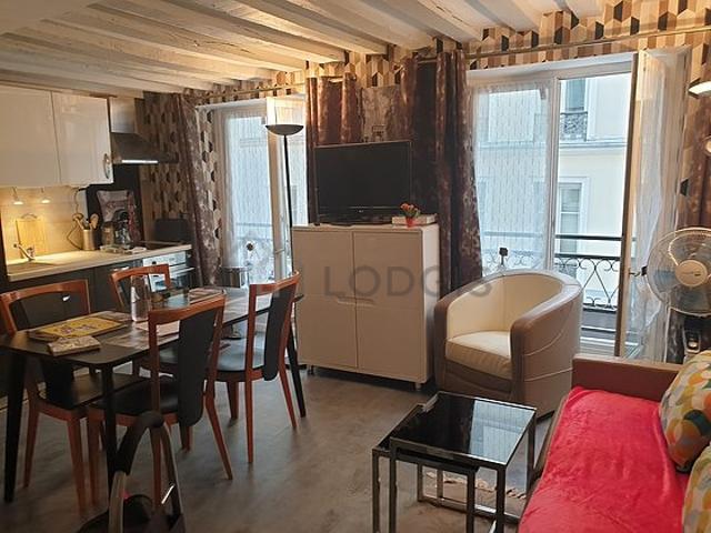 Appartement 1 chambre meublé Grands Boulevards Montorgueil Paris 2°