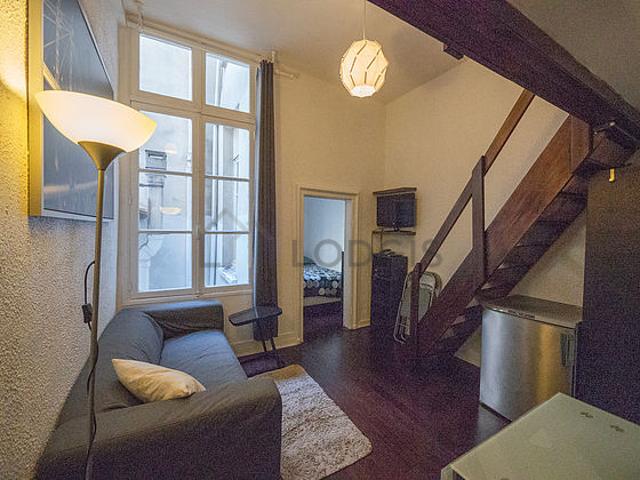 Appartement 1 chambre meublé Palais Royal Paris 1°