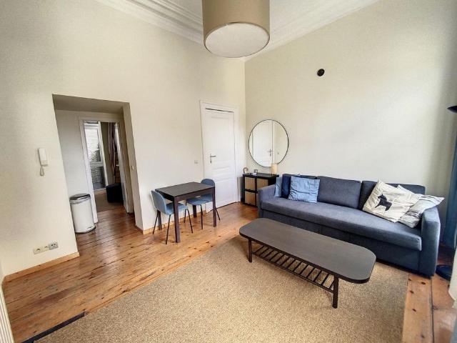 Appartement 1 chambre meublée, quartier chatelain/vleurgat