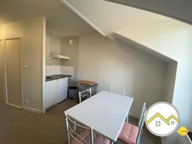 Appartement 1 Chambre semi meublé