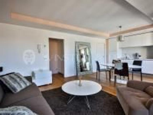 Appartement 1 Chambre Standing 55 m² Paris, Matignon