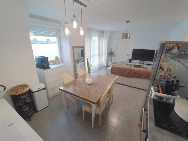 Appartement 1 chambre parking privé