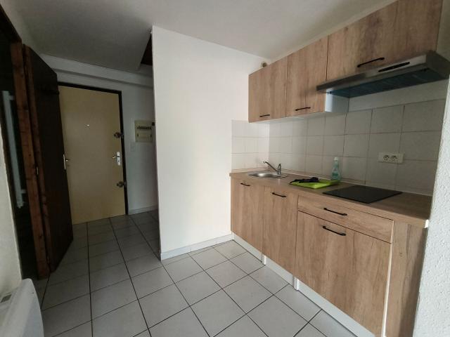 Location appartement 1 pièce, 36.65m², Narbonne
