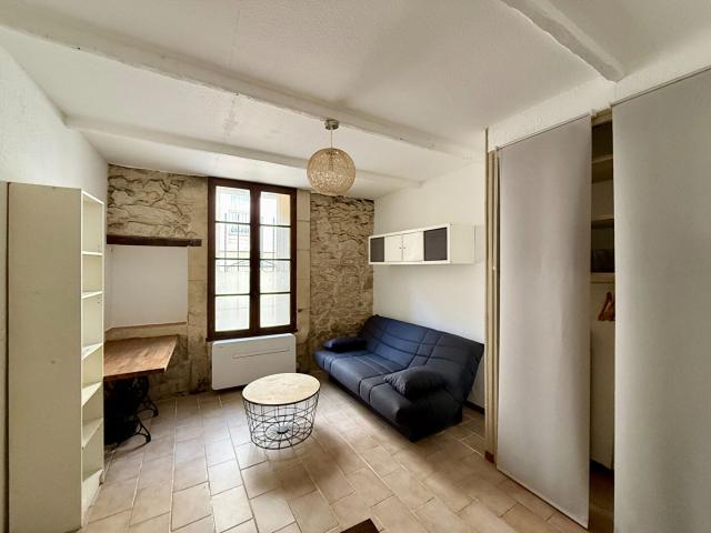 Appartement 1 pièce Nîmes 21.09m² 399€ à louer l'Adresse