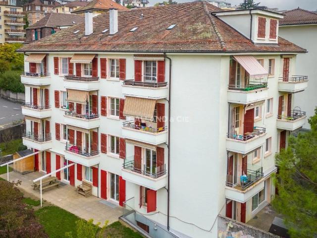 Appartement 1 pièce au 2ème étage