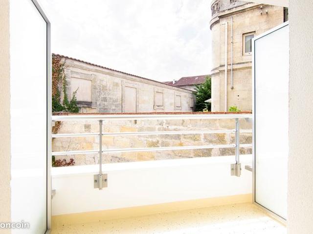 Appartement 1 pièce avec balcon