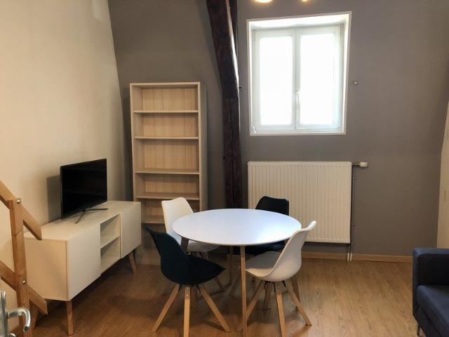 Appartement 1 pièce à Cambrai