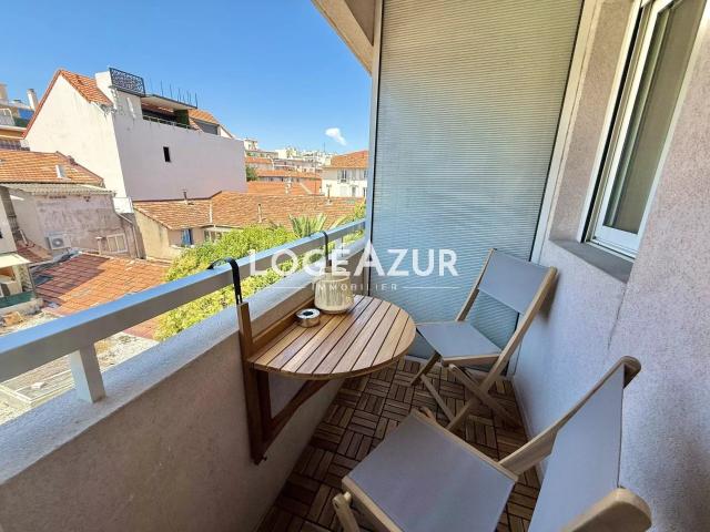Appartement 1 pièce, à louer à Antibes 06600