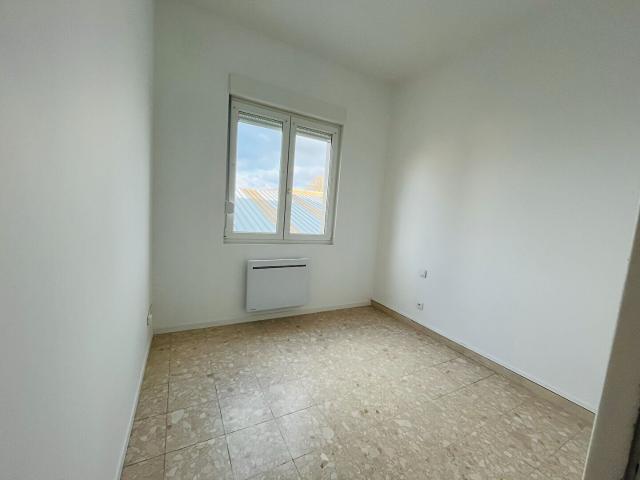 Appartement 1 pièce à louer à Saint Quentin 02100