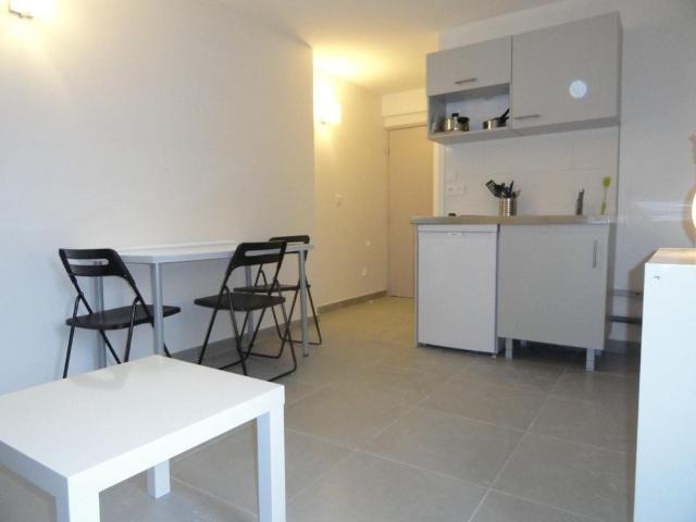 Appartement 1 pièce à louer Montpellier 34000 / Réf: LA2187 IMMOBILIAFR