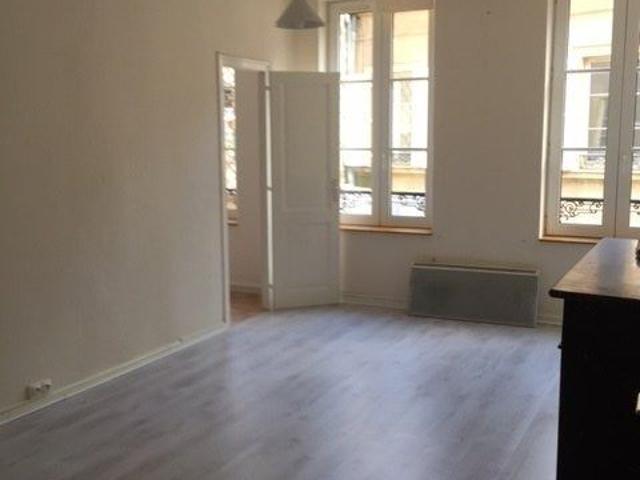 Appartement 1 pièce à Metz Ancienne ville
