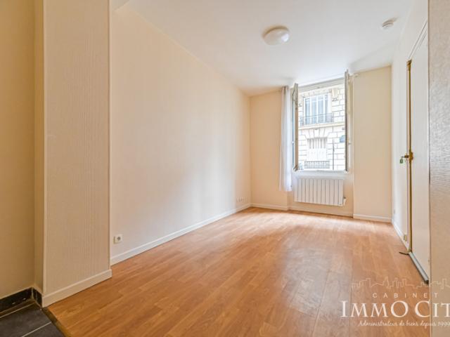 Appartement 1 pièce à Paris 75014