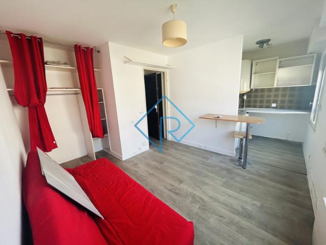 Appartement 1 pièce à Paris 75019
