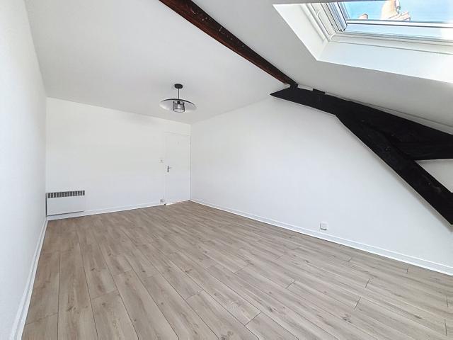 Appartement 1 pièce Angers 25.00m² 680€ à louer l'Adresse