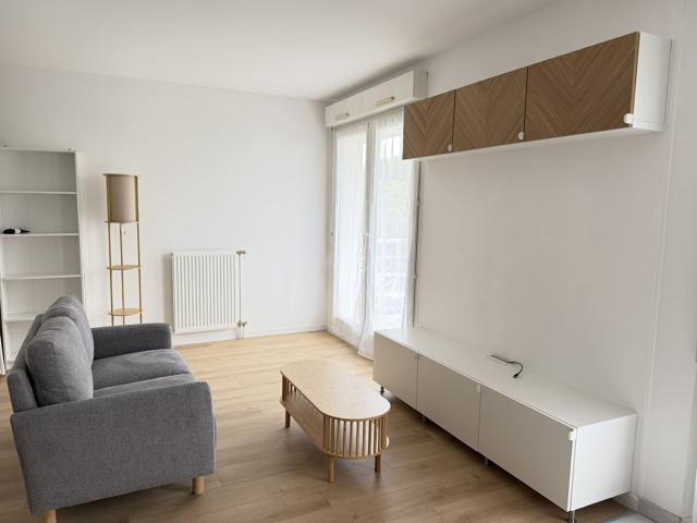 Appartement 1 pièce Bussy Saint Georges 31.47m² 850€ à louer