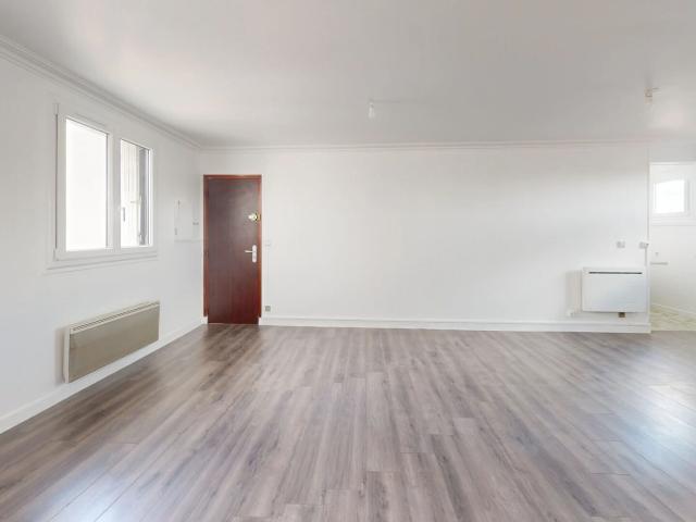 Appartement 1 pièce Chilly Mazarin 37.68m² 800€ à louer