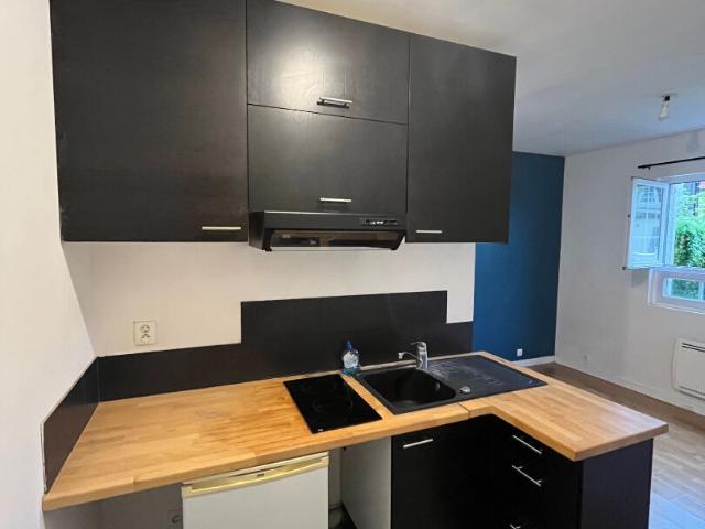 Appartement 1 pièce Crosne 17.00m² 650€ à louer l'Adresse