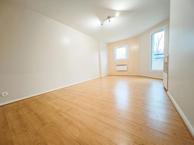 Appartement 1 pièce Jouy le Moutier 25.19m² 641€ à louer l'Adresse