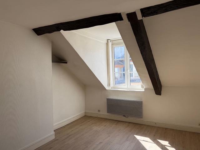 Appartement 1 pièce Paris 06 18.00m² 790€ à louer