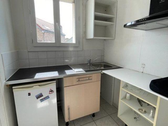 Appartement 1 pièce studio 24.7m²