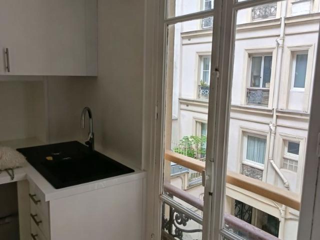 Appartement 1 pièce studio 25m²