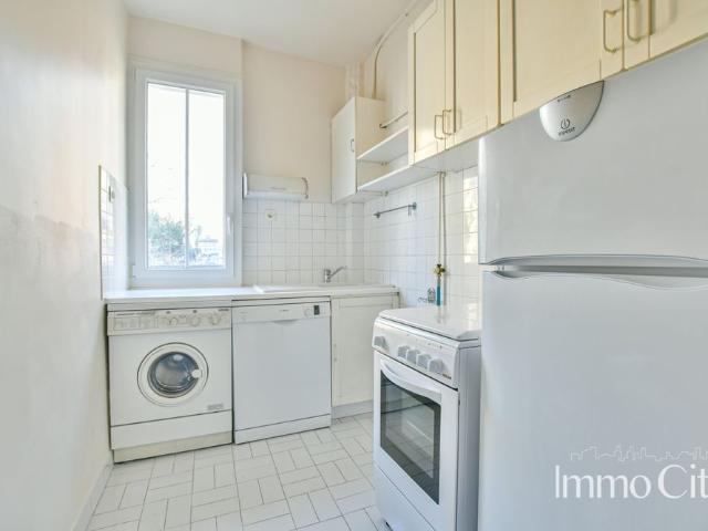 Appartement 1 pièce studio 28.13m²