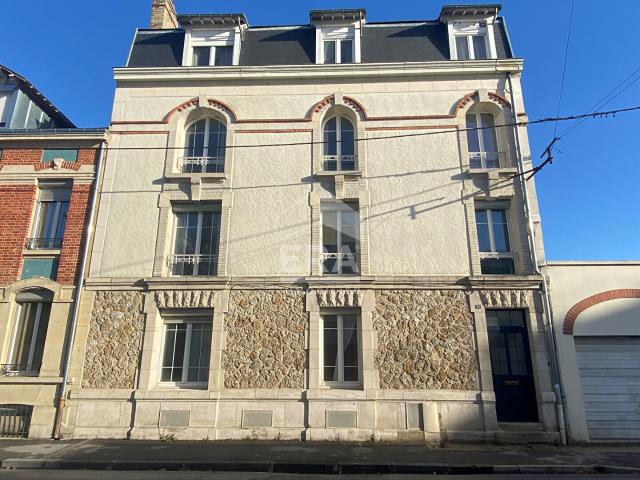 Appartement 1 pièce s 14 m2
