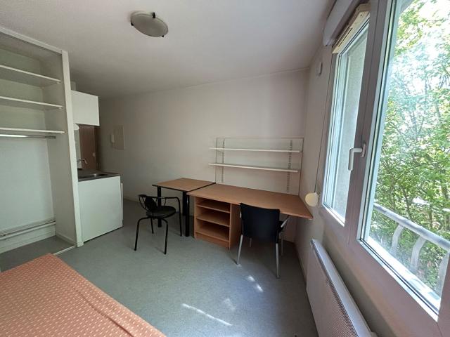 Appartement 1 pièce s 18 m2