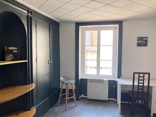 Appartement 1 pièce s 1 chambre s 28 m²