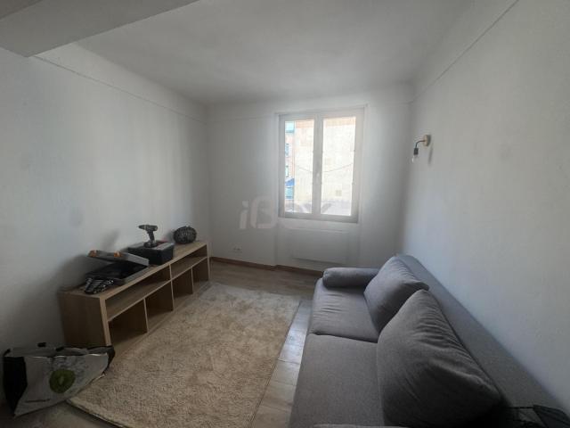 Appartement 1 pièce s 1 chambre s 29.65 m²