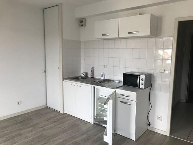 Appartement 1 pièce s 1 chambre s 29 m²