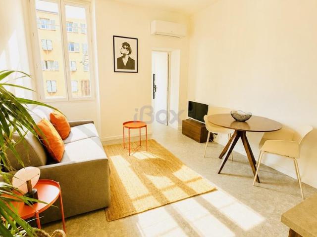 Appartement 1 pièce s 24.32 m²