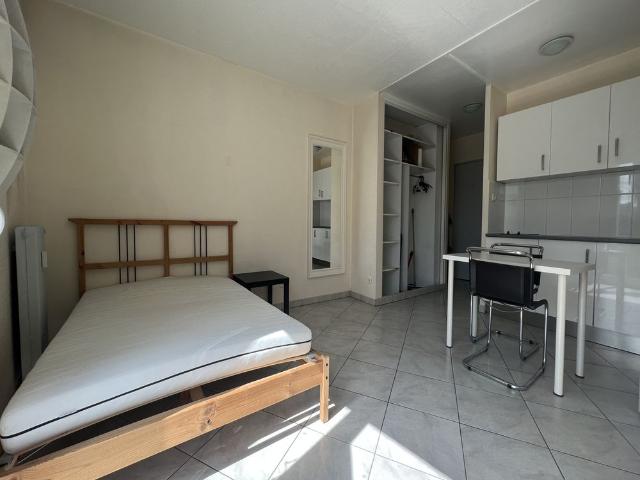 Appartement 1 pièce s 24 m²