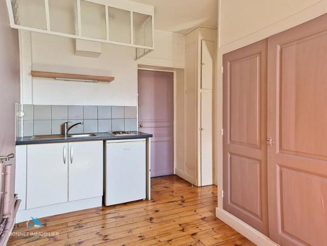 Appartement 1 pièce s 25 m²