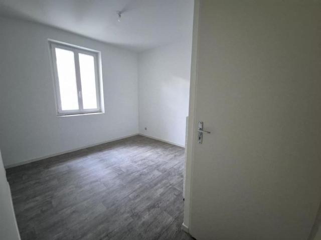 APPARTEMENT 1 pièce s 27m²
