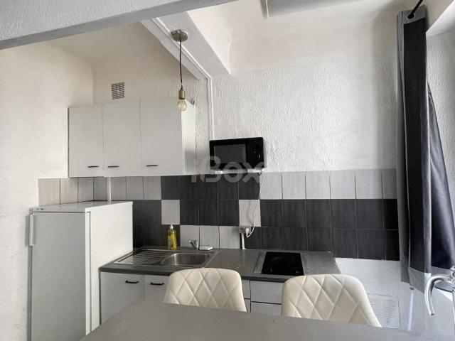 Appartement 1 pièce s 28.4 m²