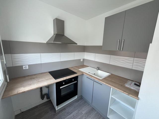 Appartement 1 pièce s 28.8 m²