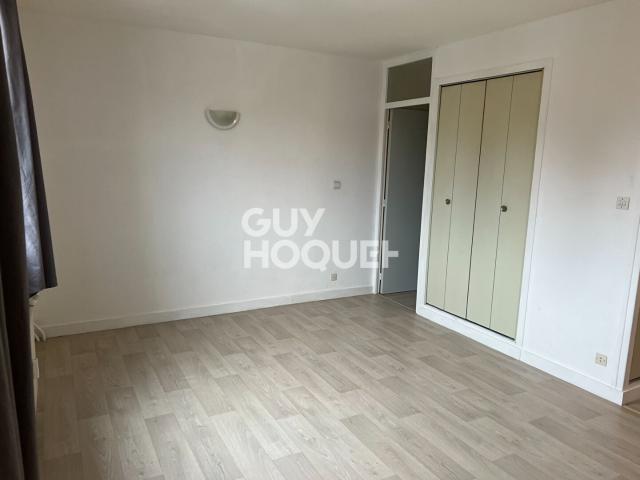 Appartement 1 pièce s 28 m2