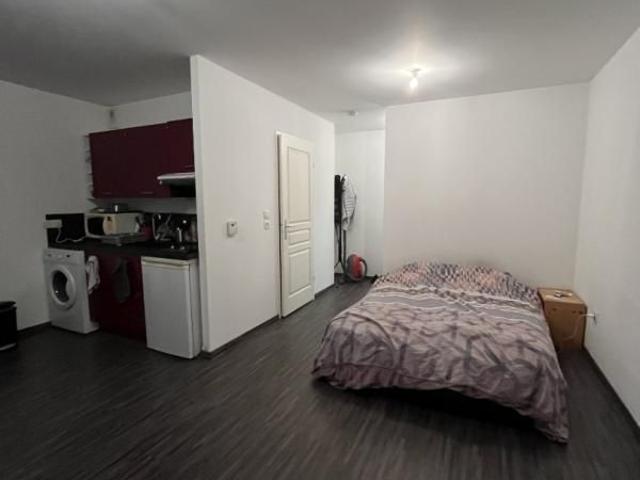 APPARTEMENT 1 pièce s 28m²